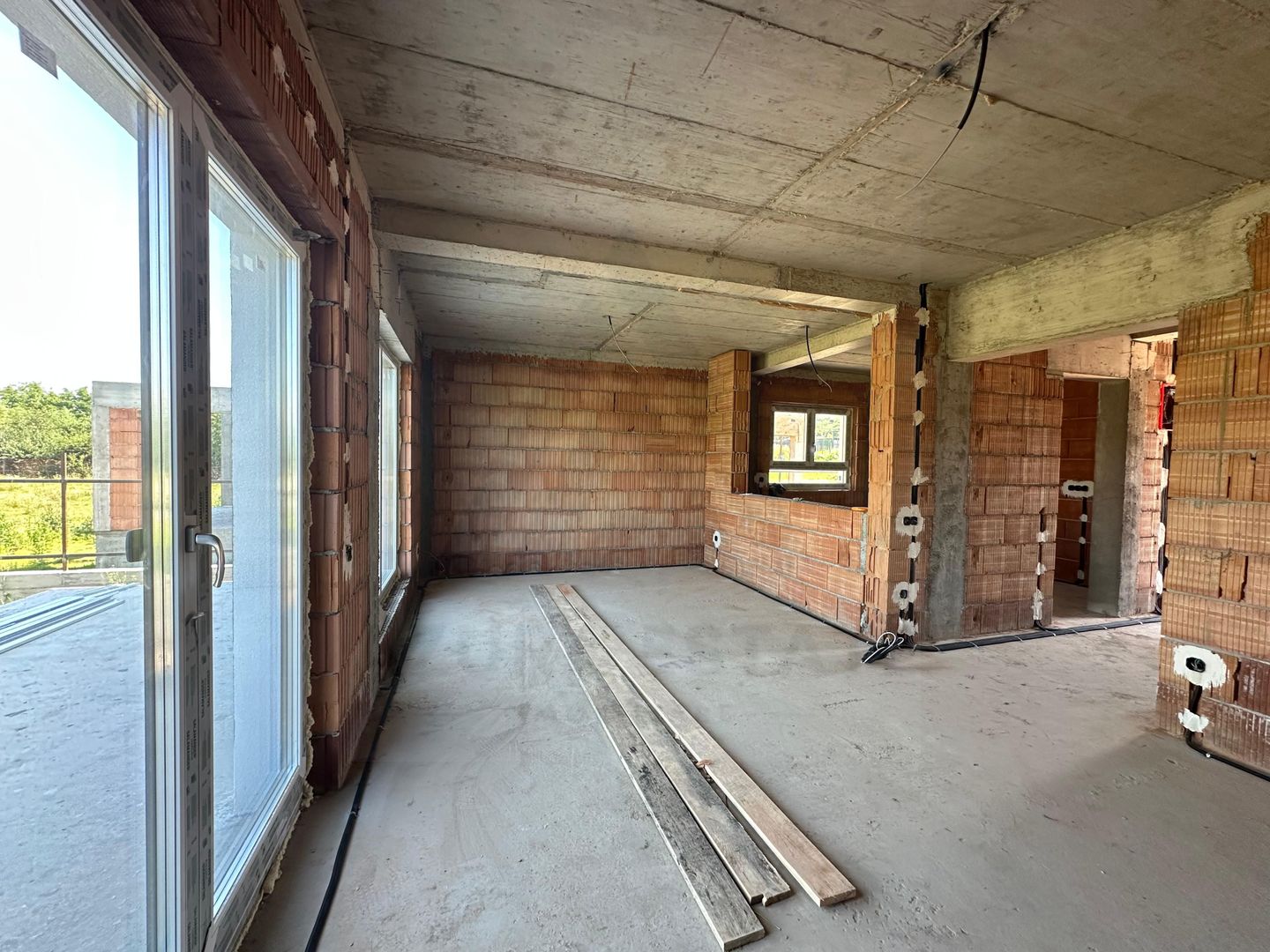 Casă tip duplex curte 350 mp 120 mp utili terasa 22 mp Sura Mare - Poză 17
