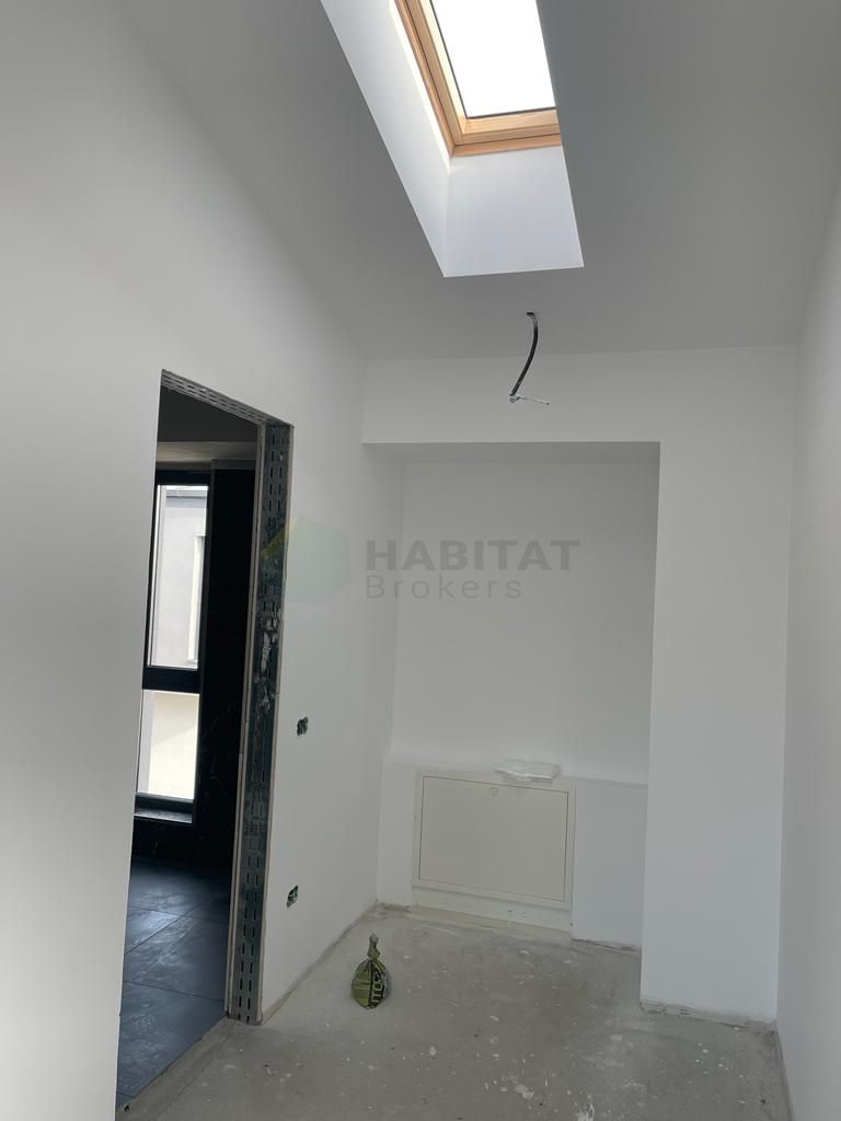 Vilă spațioasă Tunari | Curte mare | Complex închis - Poză 14