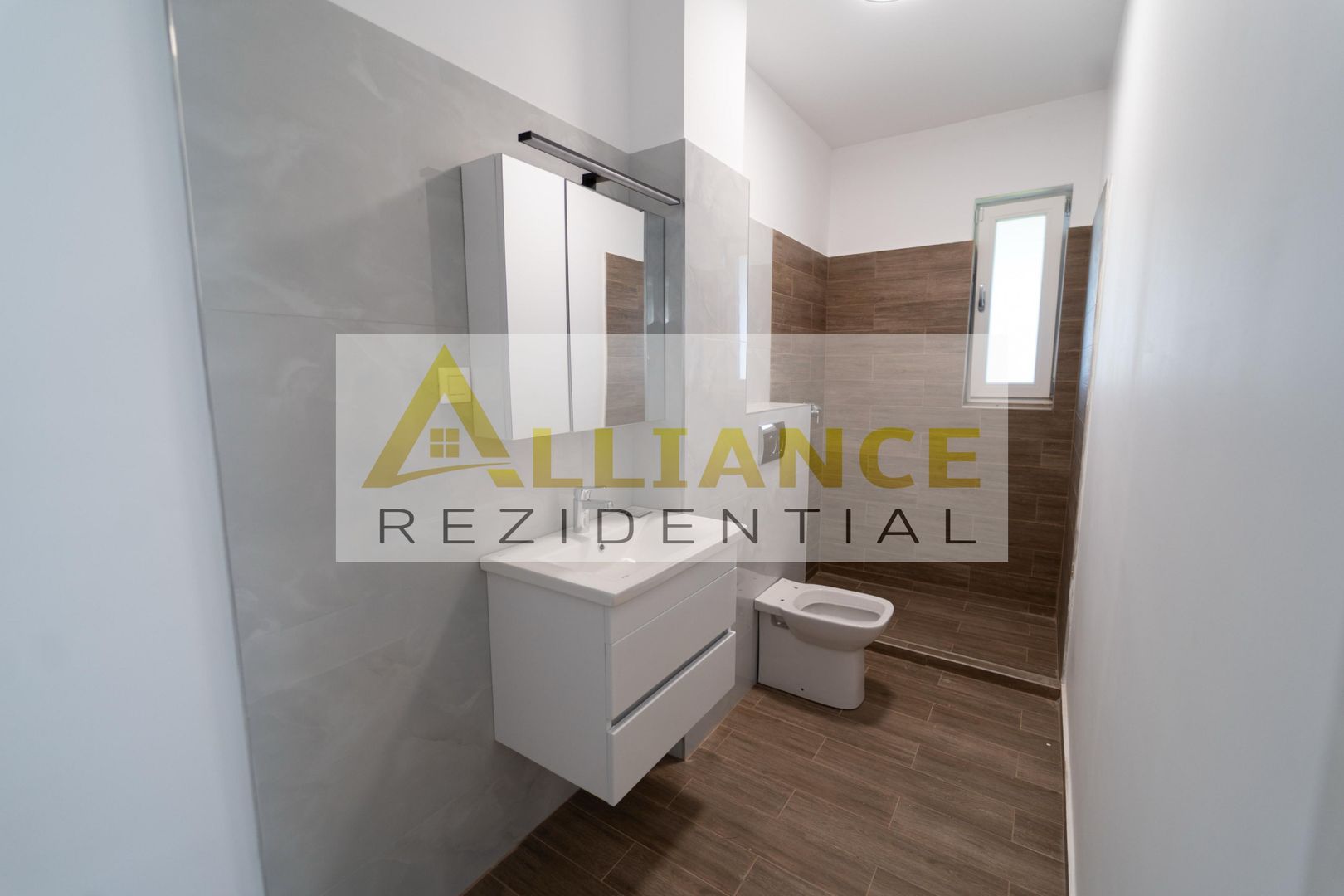 Vila de vanzare-4 camere-2 bai - Poză 21