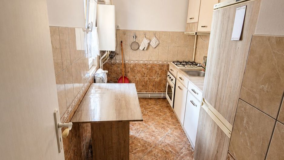Dâmbovița – Piața Flavia | 1 Cameră | Decomandat | Centrală proprie | Etaj 2 - Poză 3