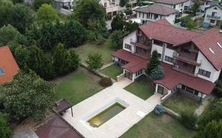 Domeniu privat în Corbeanca – 2 vile, 3.278 mp teren, piscină - Poză 2