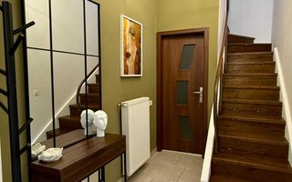 Casă cochetă în zona centrală – ideală locuință sau investiție - Poză 2