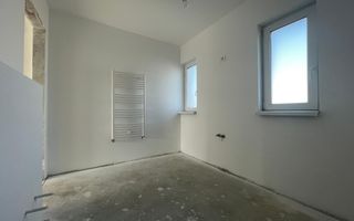 Duplex nou cu 4 camere, amplasament excelent în Moșnița Veche - Poză 15
