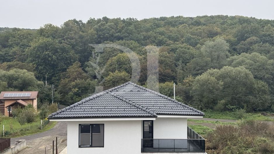 Casa Individuala de vanzare/ Zona Roata Faget/ Floresti - Poză 6