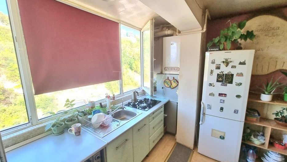 Apartament cu 3 Camere, Mobilat,  Zona Grigorescu - Poză 2