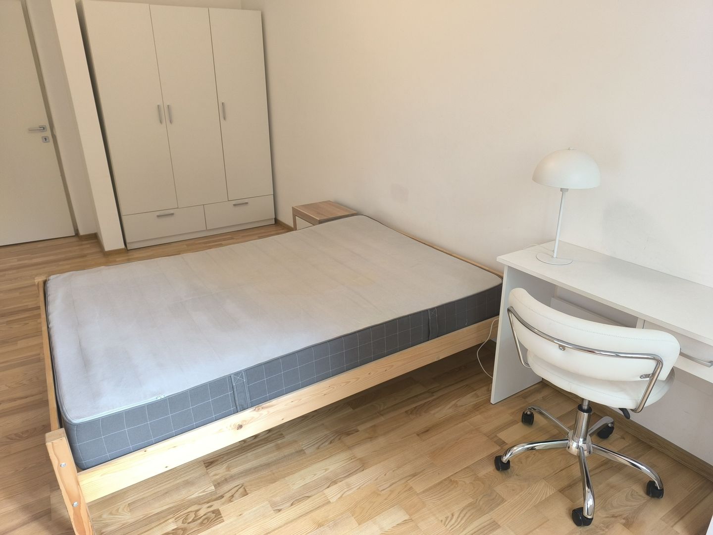 Apartament modern cu 3 camere in bloc nou Tudor (Cantemir) - Poză 1