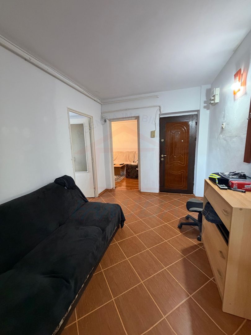APARTAMENT 4 CAMERE | Piața Centrală | 700 €/lună - Poză 11