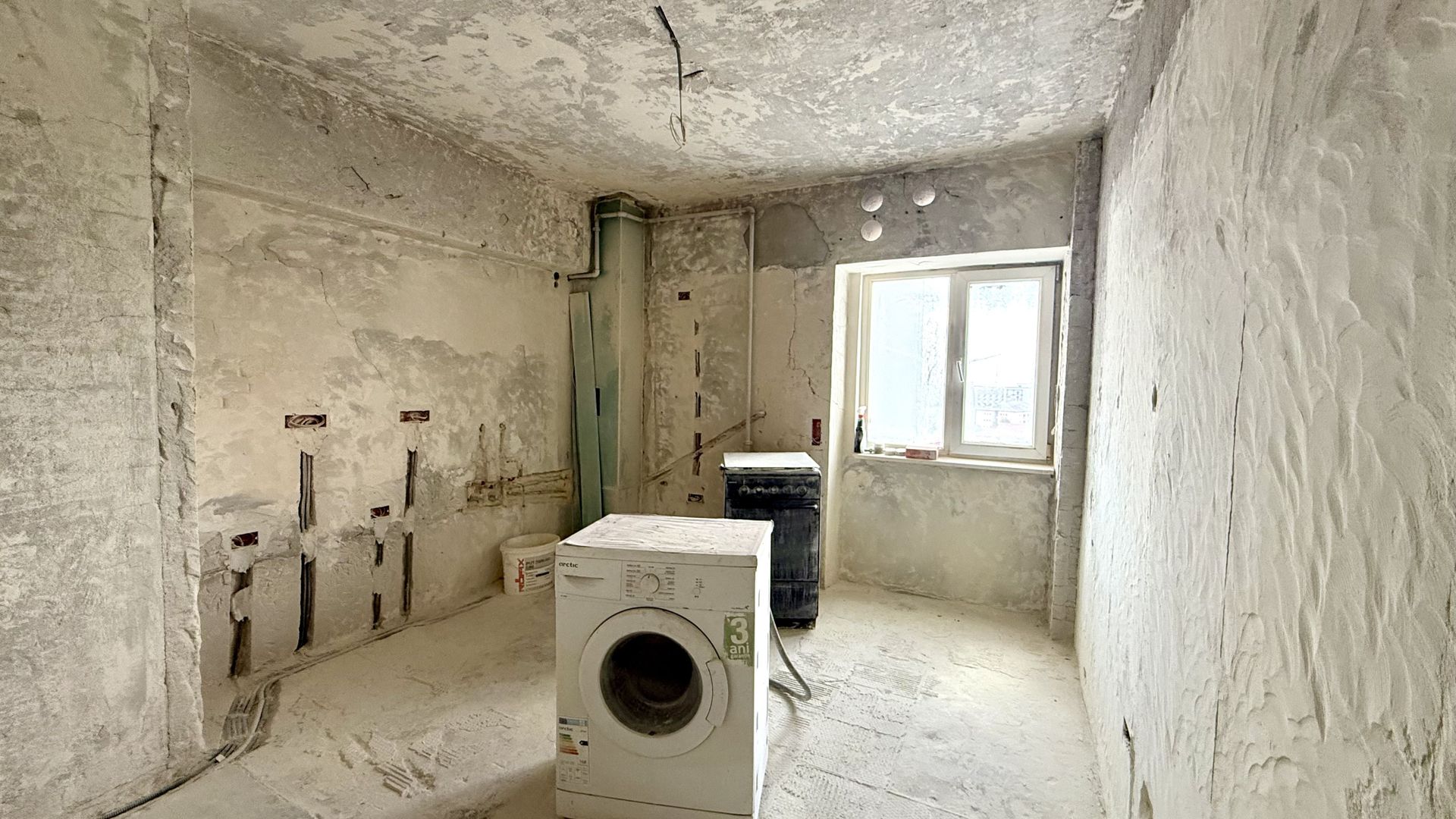 APARTAMENT SPATIOS CU VEDERE PE 2 PARTI - Poză 7