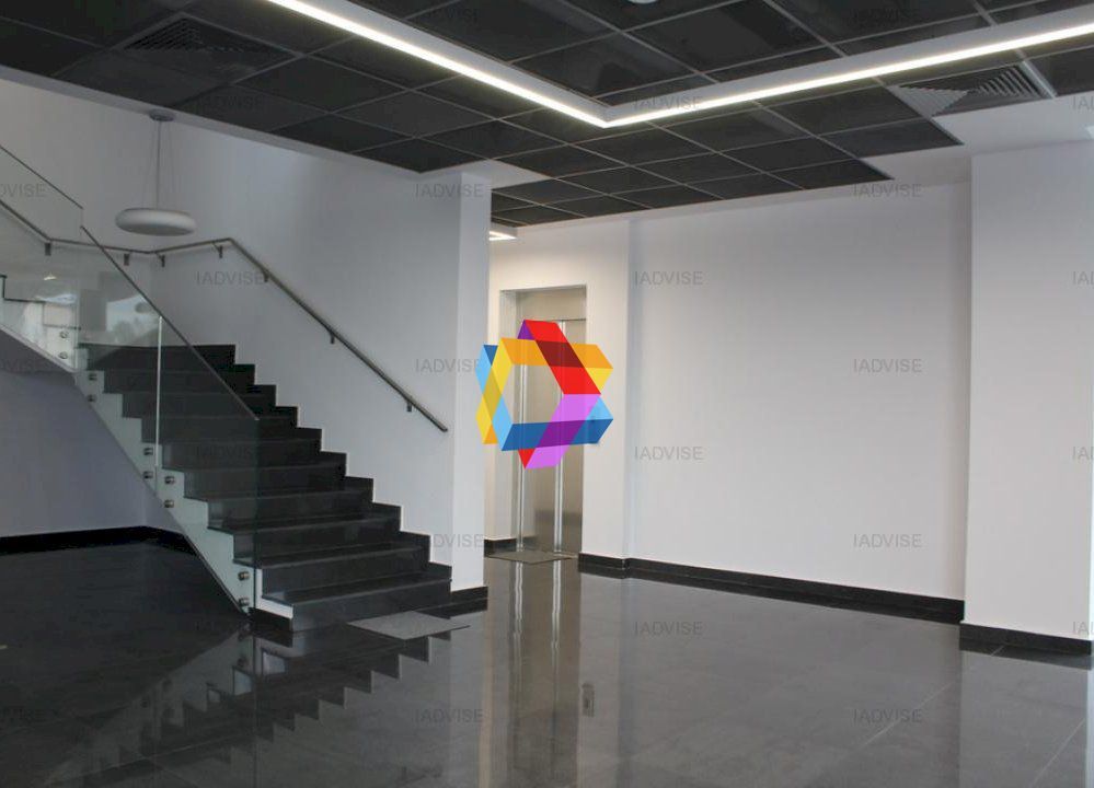 Showroom/birouri de închiriat Brasov- 60 mp cu ( utilități incluse in pret ) - Poză 3