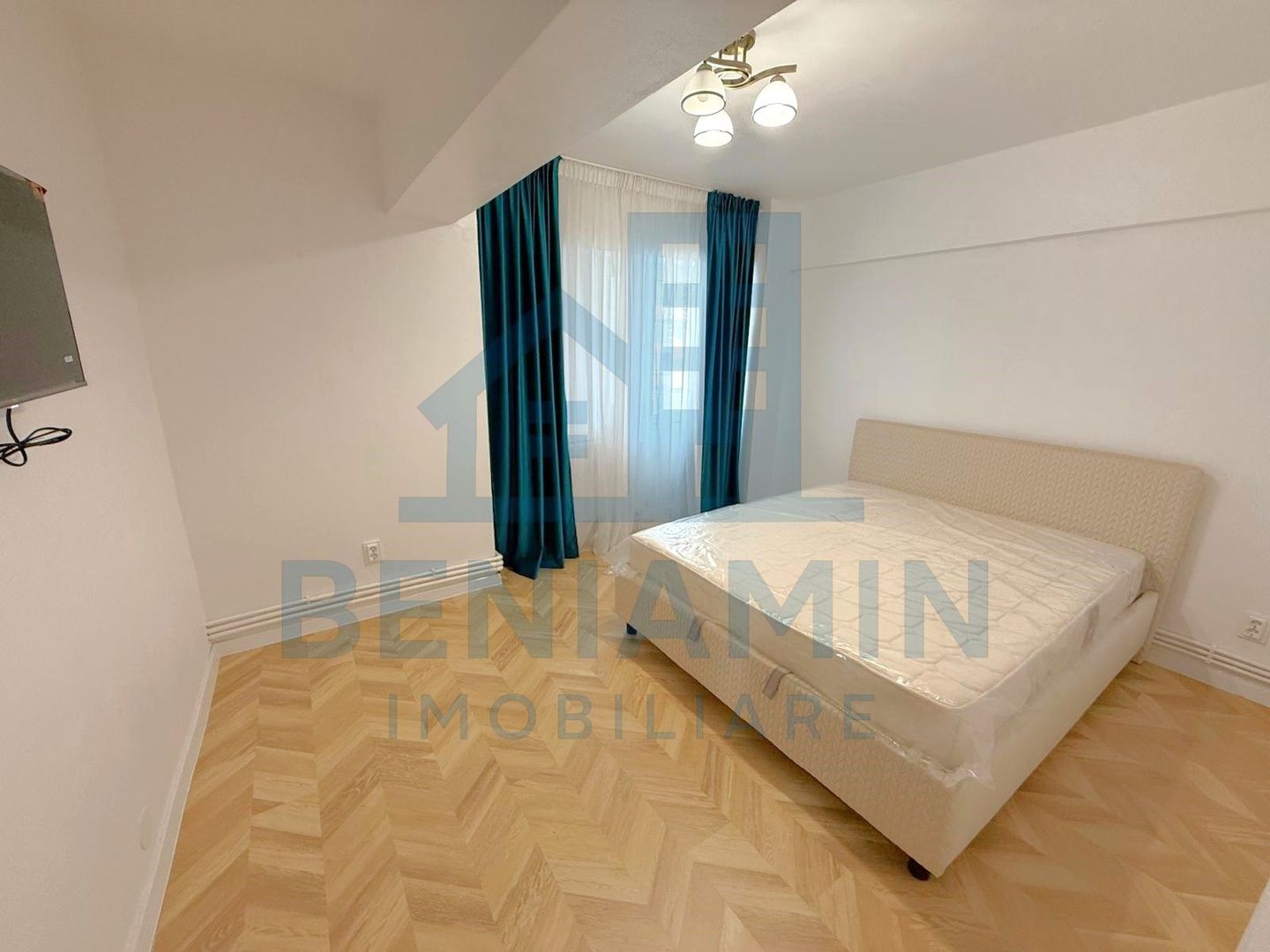 3 Decomandate-Ultracentral-Mobilat-Utilat-Centrala termica- Parcare - Poză 4