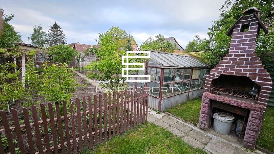 Casa individuala 5 camere/pivnita/garaj/ teren/460mp ,Turnisor/SIBIU - Poză 11