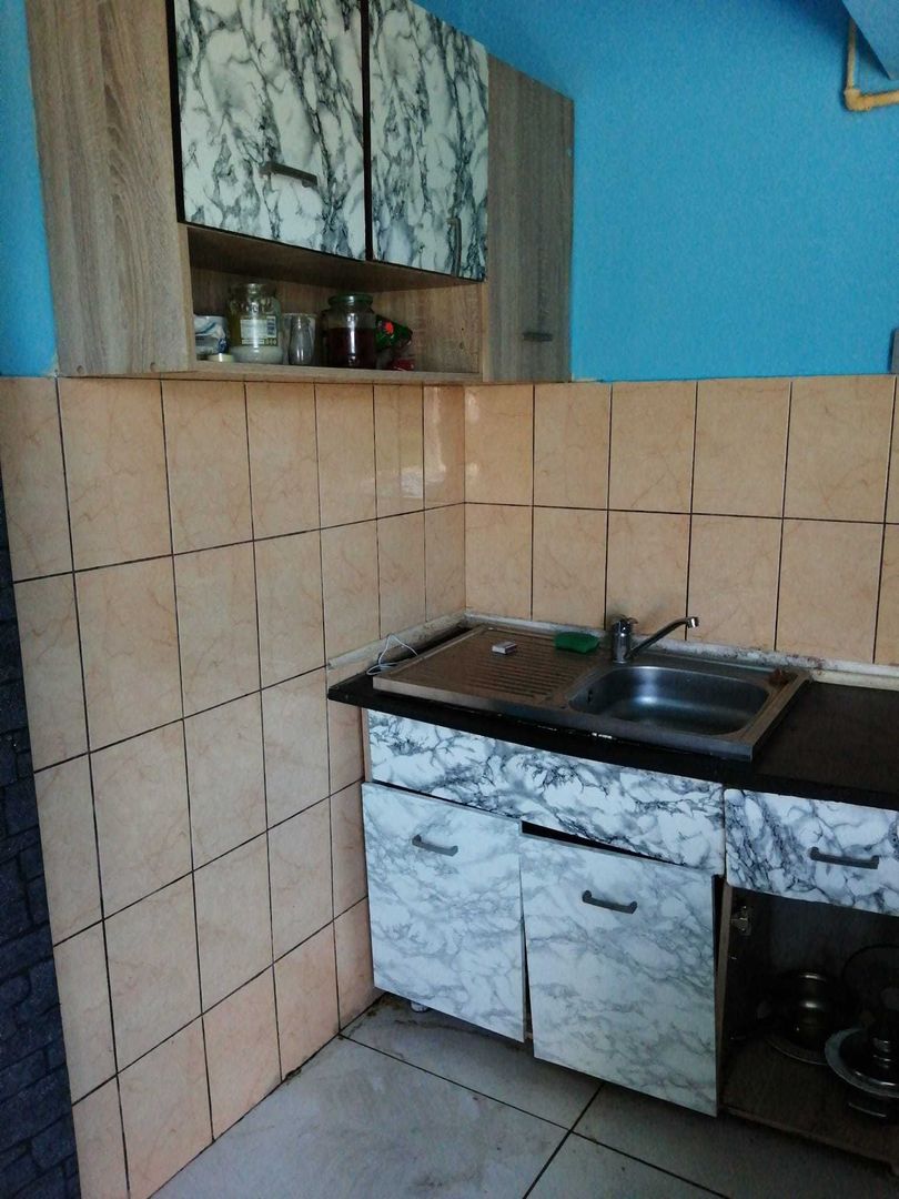 BRASADAS vinde garsoniera 22mp. pe Ostrovului la etajul 2/4. - Poză 2