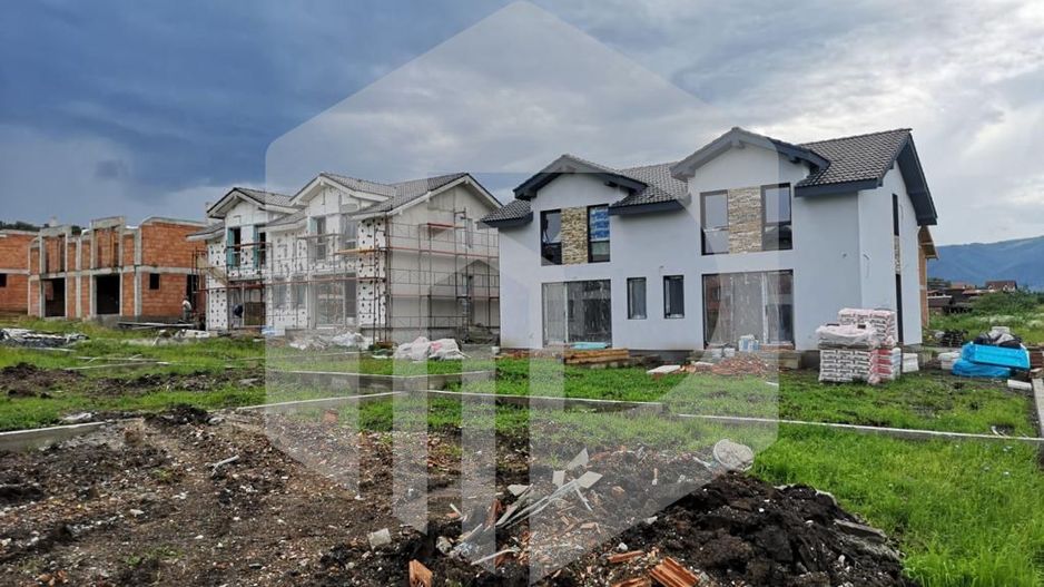 Duplex 4 Camere 2 Bai 2 locuri de parcare - Teren generos - Poză 14