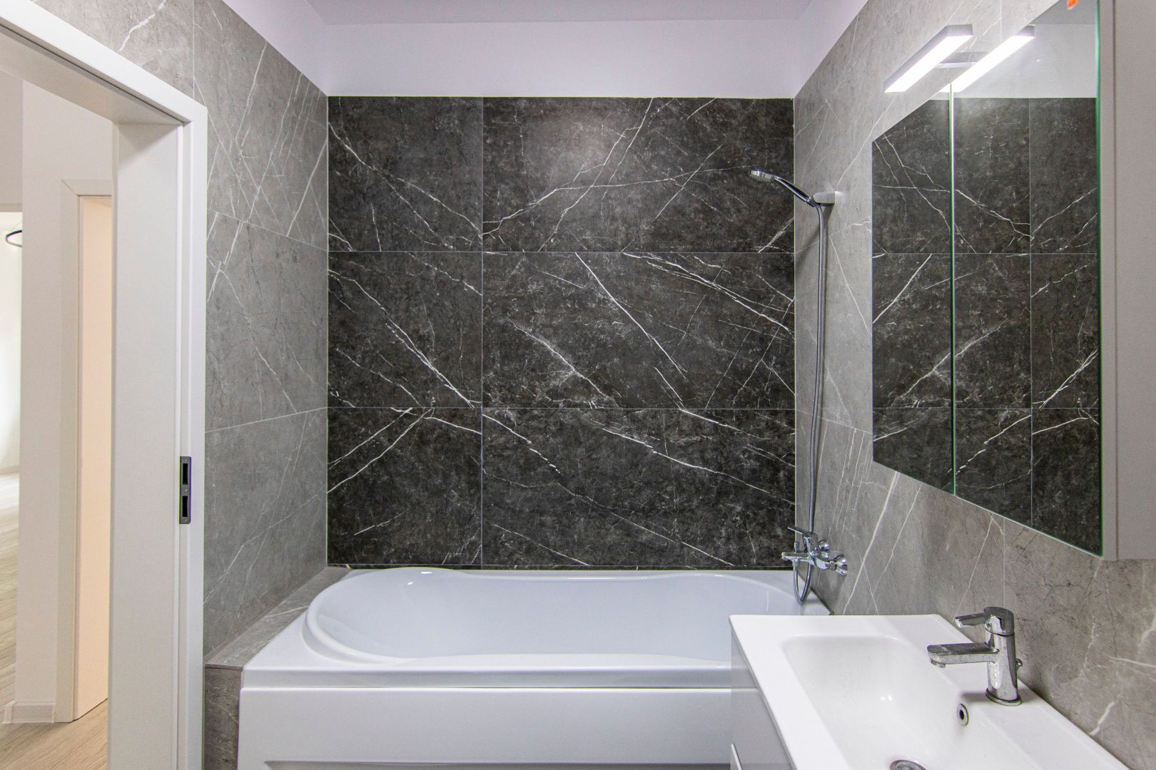 DRUMUL TABEREI | 3 CAMERE | PARTER | CURTE PROPRIE 57MP| 2 BAI | COMISION 0% | - Poză 15