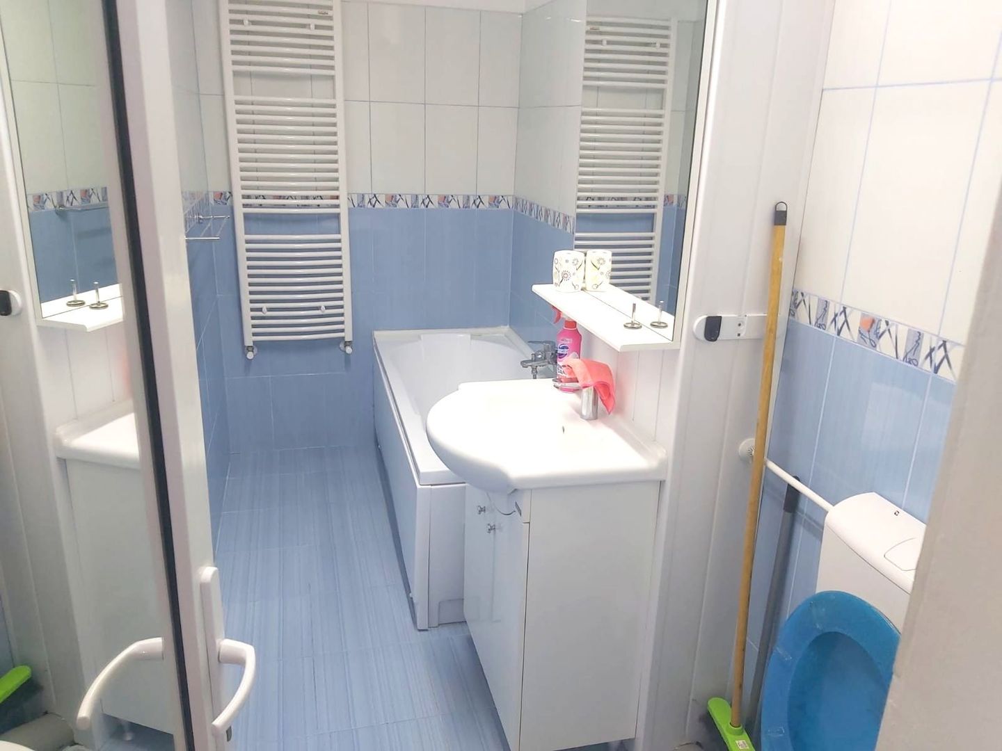 Apartament cu doua camere, decomandat - Bd. Unirii, scoala nr. 10 - Poză 7