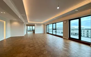 Penthouse cu 4 camere // terasă 70 mp / 200 mp / 3 parking / Straulesti - Poză 26