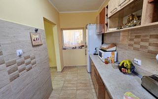 Casa renovata, 4 camere, 2 terase, mobilata, utilata, 568 mp teren - Poză 15