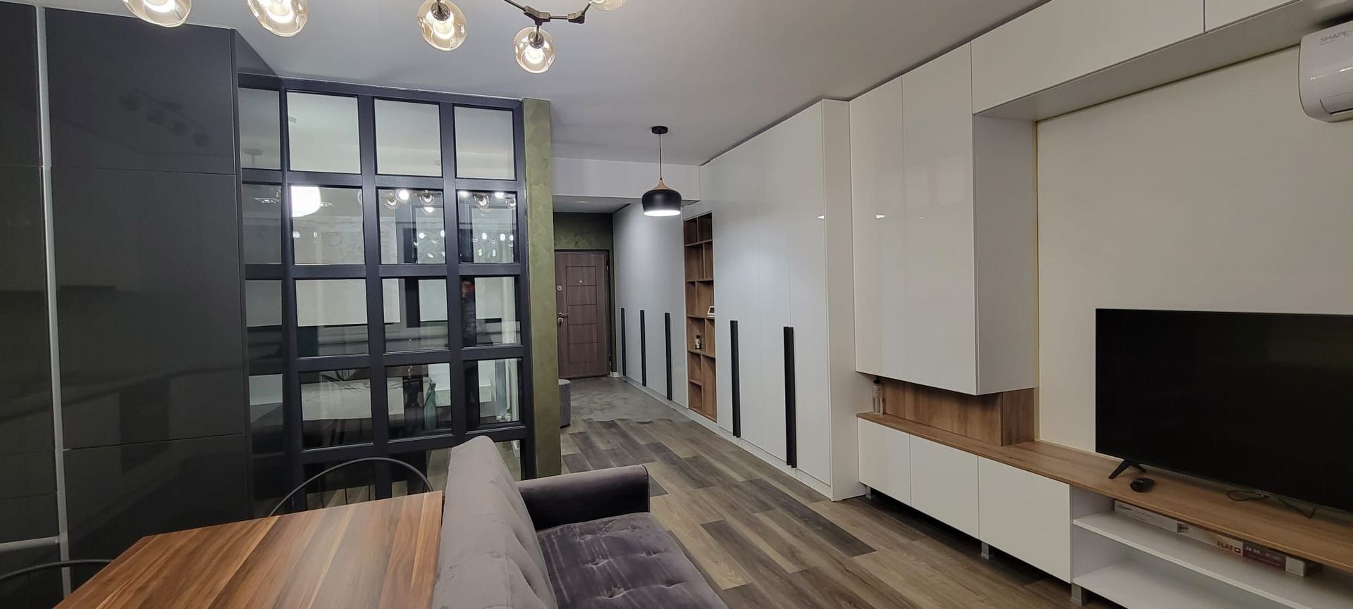 Studio modern de închiriat | Tomis Plus |  Loc de parcare privat - Poză 1