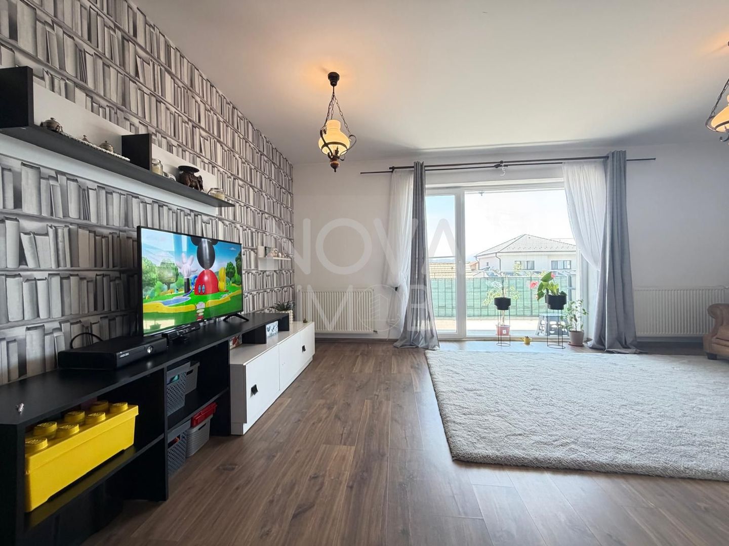 Apartament 3 camere decomandat, etajul 1,  Selimbar - Poză 1