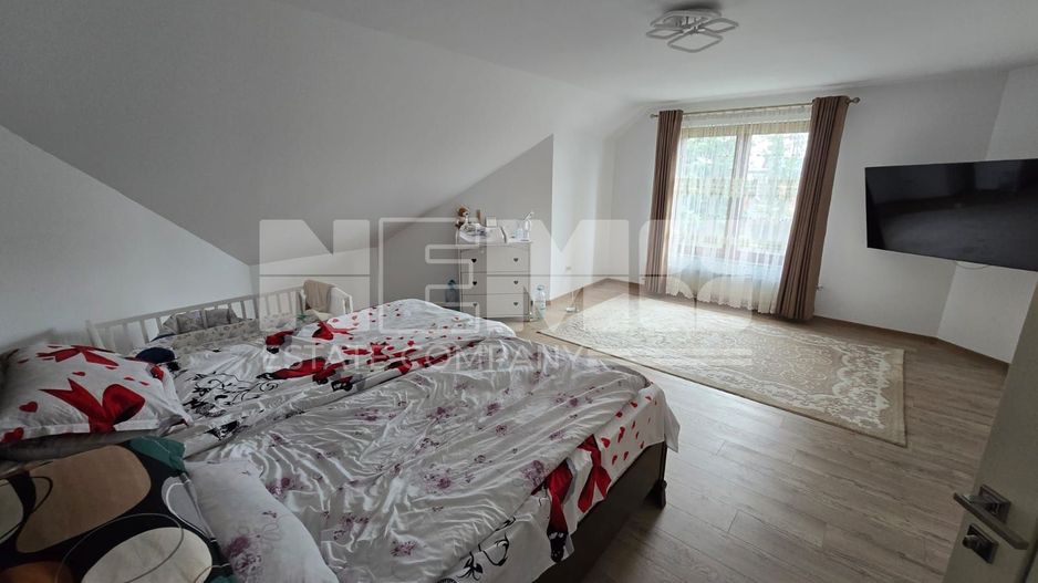 Casă spațioasă la 650000 de euro I Volovăț - Poză 3