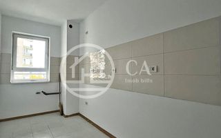 Apartament de vânzare cu 3 camere în zona Nufărul, Oradea - Poză 7