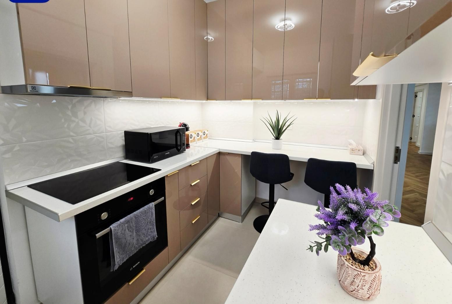 Apartament 120 mp de inchiriat, spatios, ideal office modern Unirii - Poză 3