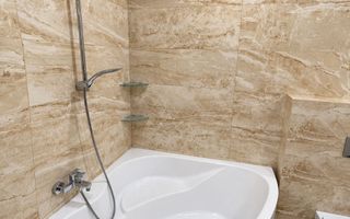 Chirie, apartament, 3 camere, str. București, Centru - Poză 9