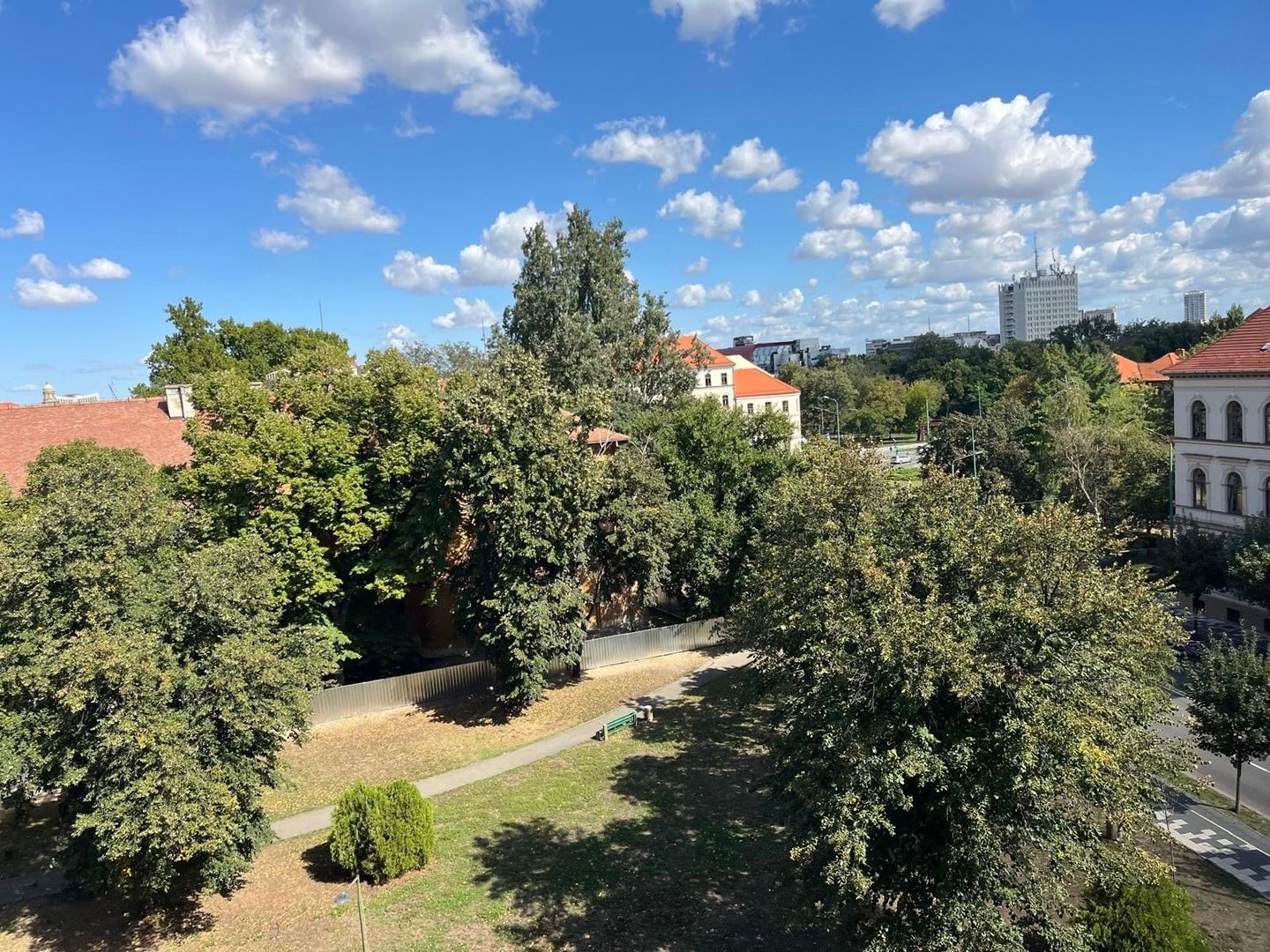 Apartament 2 camere, spațios,  în inima Timișoarei -  Piața Victoriei - Poză 6
