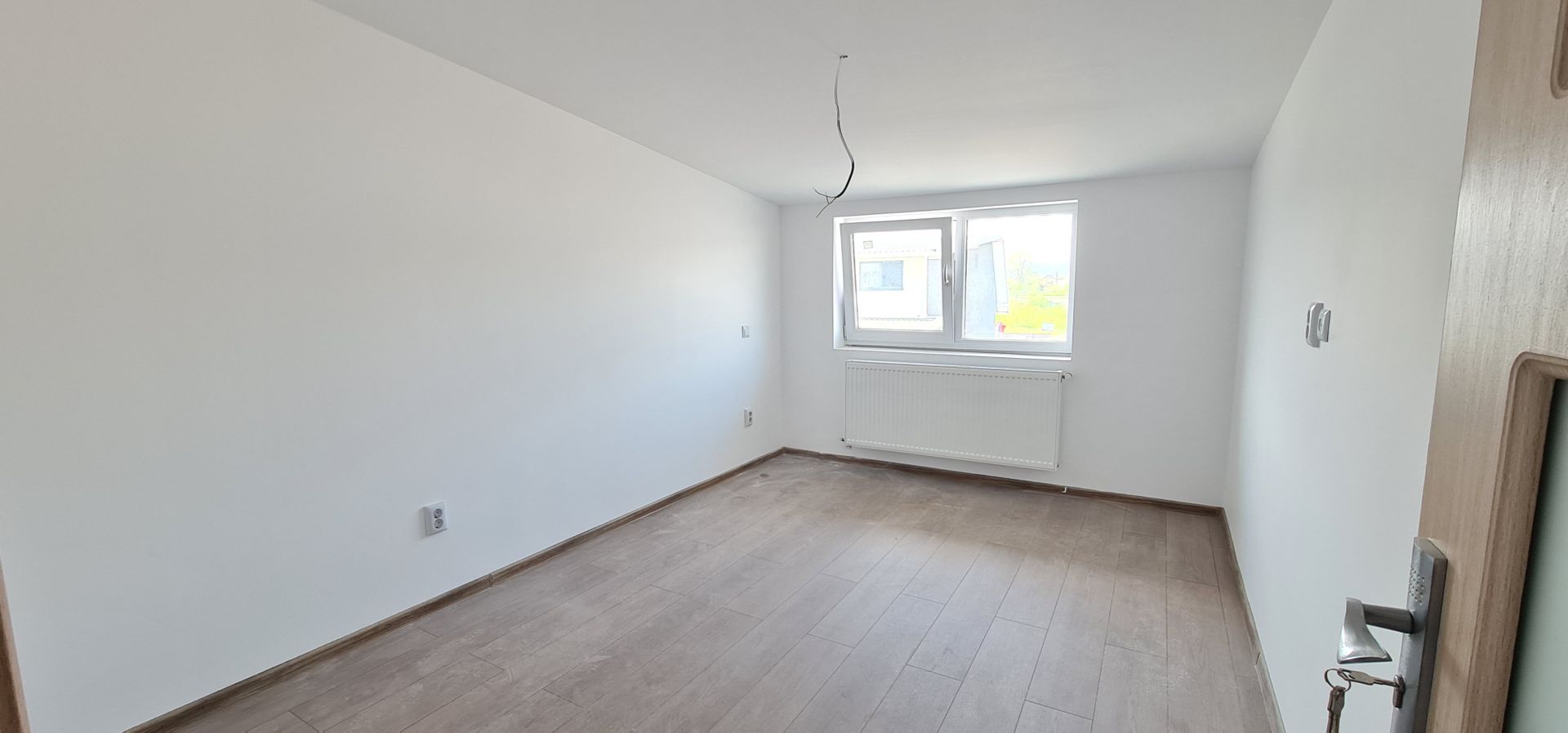 Casa finalizata intabulata in Cartier Izvor Tarlungeni Brasov - Poză 10