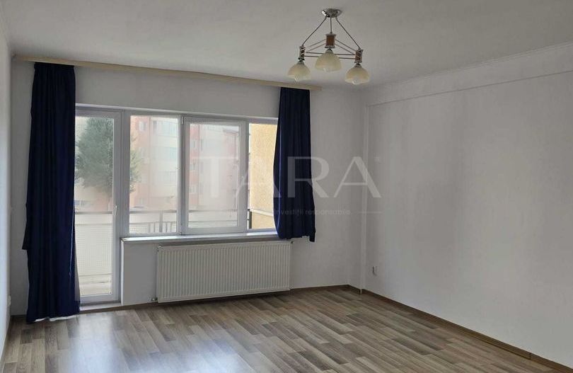 Apartament cu 3 camere, 76 mp, 2 balcoane, zona Baciu. - Poză 8