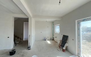 Casa-5 camere-P+1+P-147mp utili-600mp teren-Utilitati-Sanpetru - Poză 6