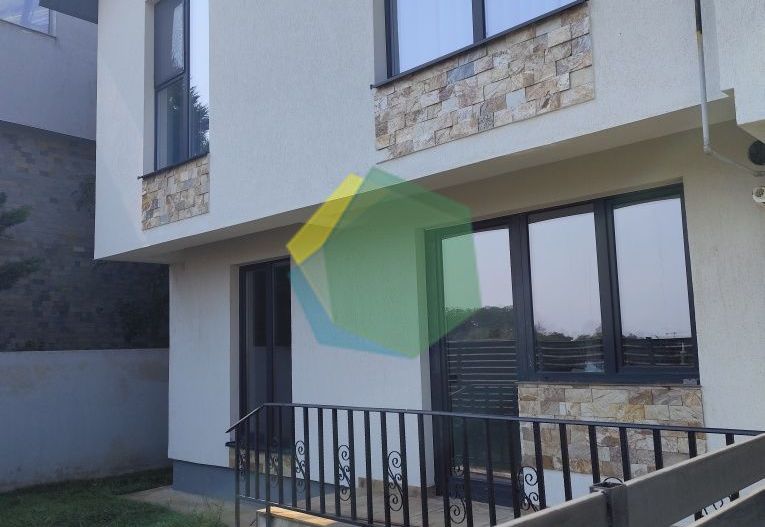 Apartament 2 camere de vânzare Otopeni - Poză 1