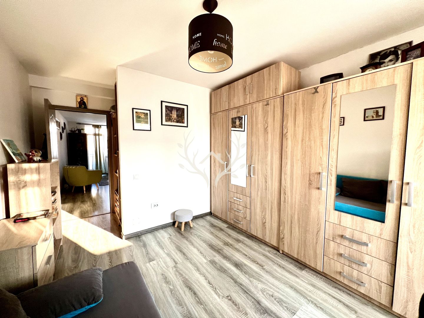 Apartament cu 2 camere decomandate, 2 balcoane, parcare | Str. Cetății - Poză 3