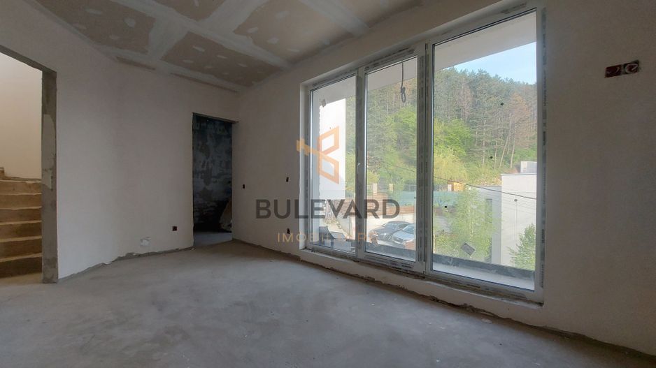 Casa de tip duplex cu CF la 5 minute de Vivo Center! - Poză 13