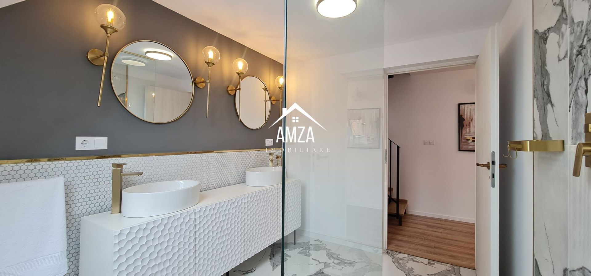 Vila spațioasă și elegantă de vânzare la intrarea în cartierul Turnișo - Poză 23