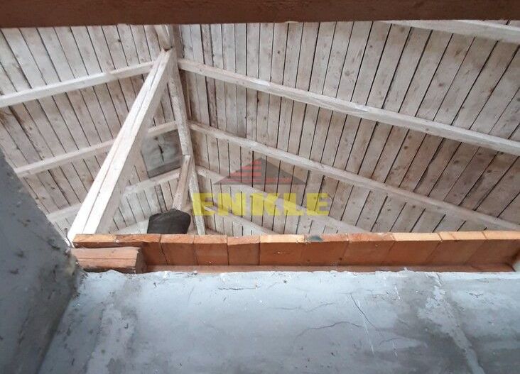 Casa D+P+M , zona Imparat Traian, pret 33000 euro - Poză 2