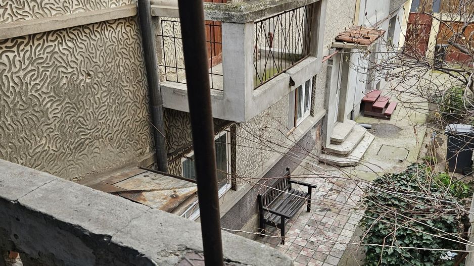 Vila S+P+E+M langa hotel Marriott - Poză 2