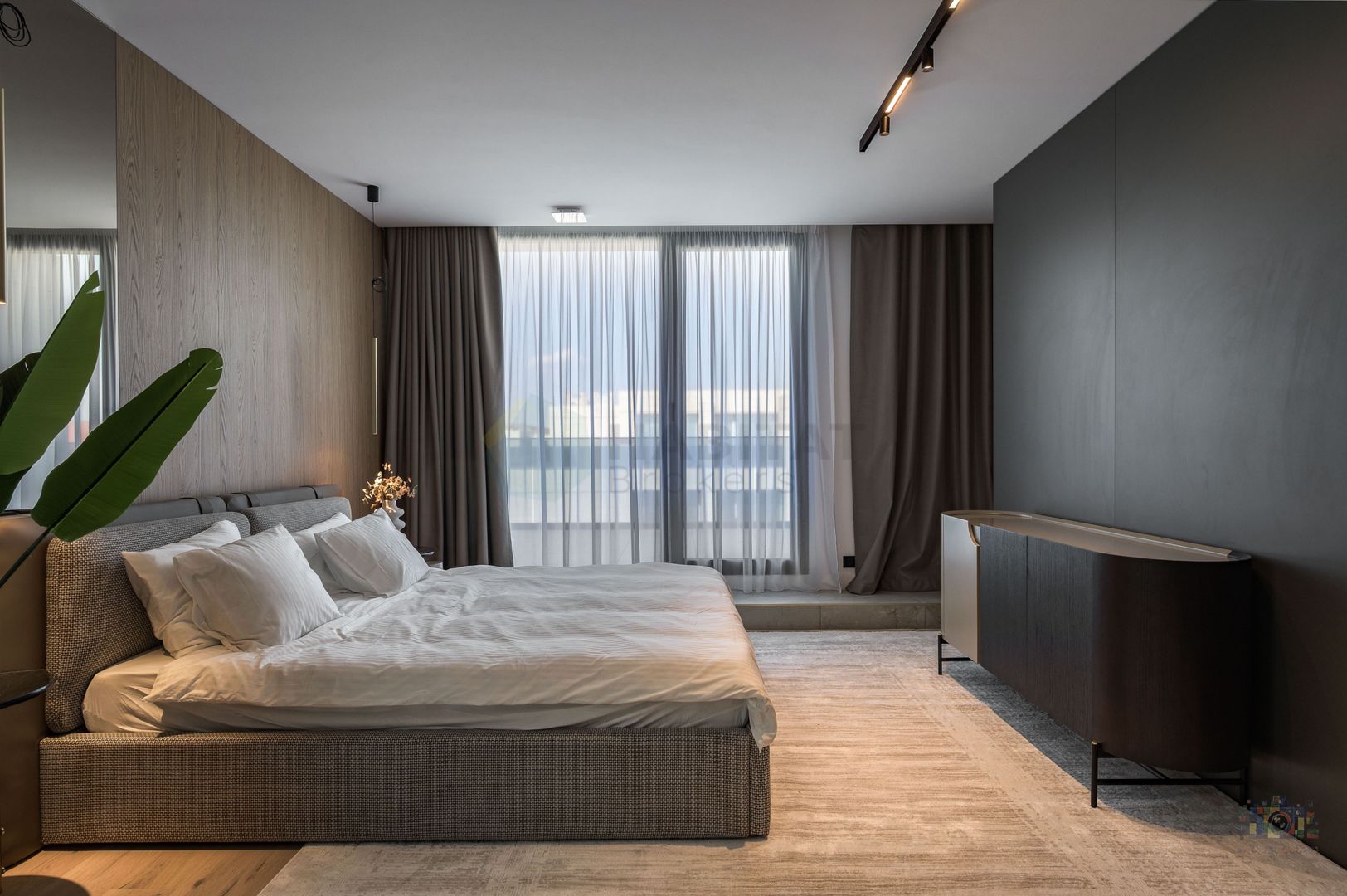 Vilă premium Pipera – 5 camere, grădină, garaj, 384 mp - Poză 25