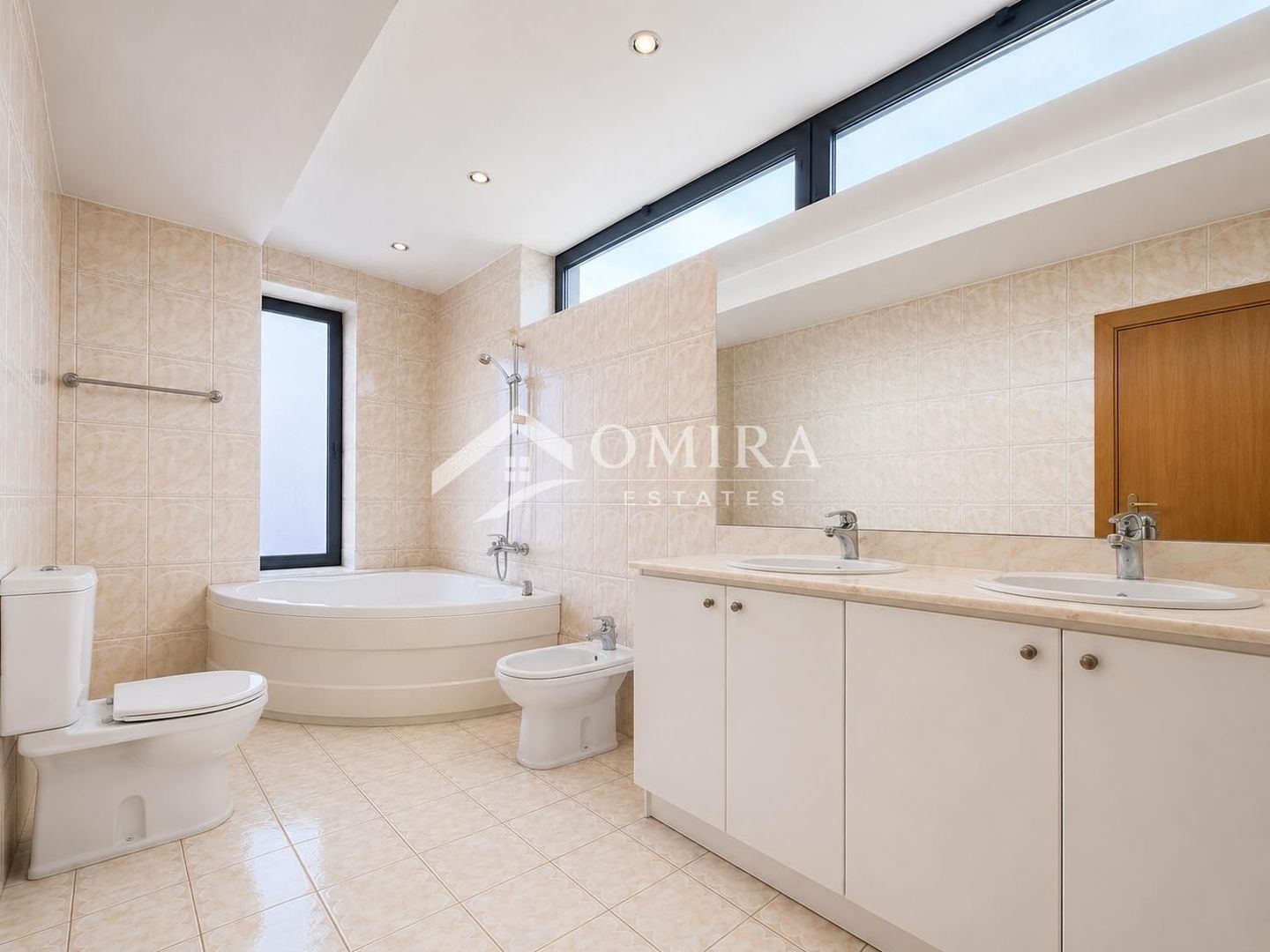 Vilă 485 mp | Dorobanți | 4 Dormitoare | 3 Terase | Garaj - Poză 11