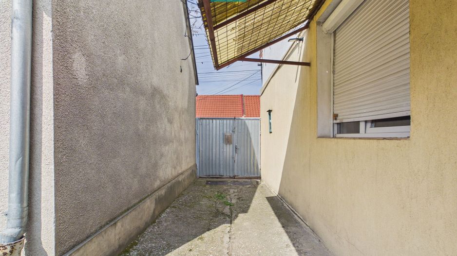 2 case separate + curte 1400 mp – Zona Dâmbovița - Poză 22