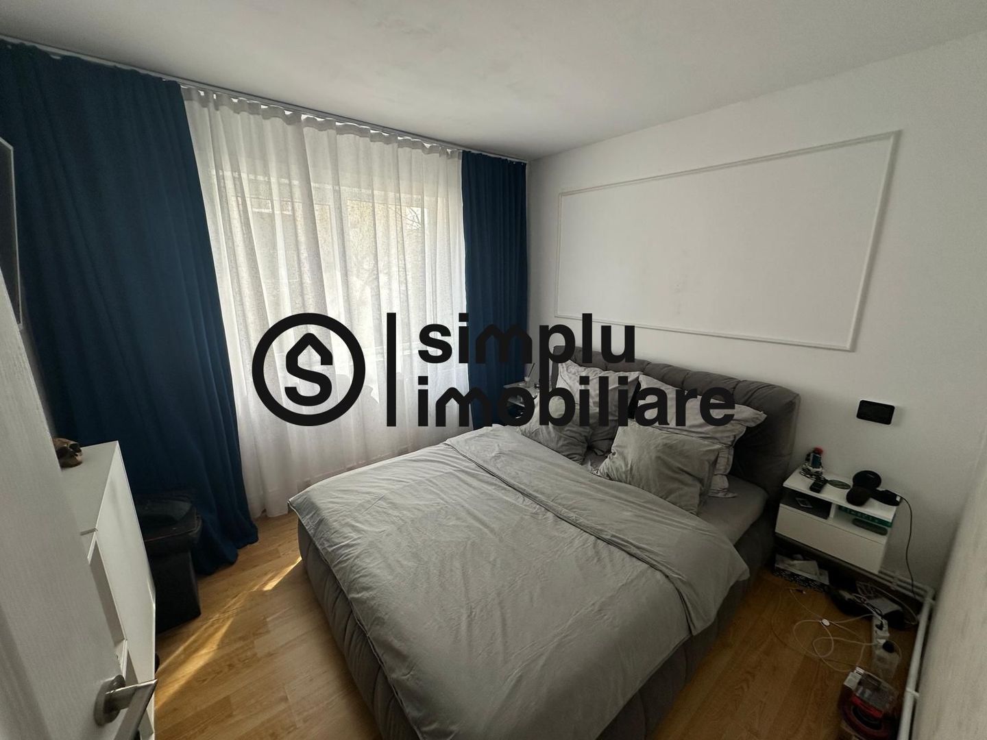 3 camere, etaj 2/4, centrala,  Rovine - 118 000 Euro - Poză 1