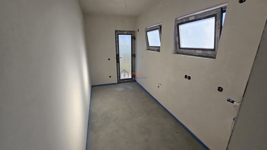 Casa Individuala Moderna cu 5 camere, si 350 mp de curte, in Sura Mica - Poză 6