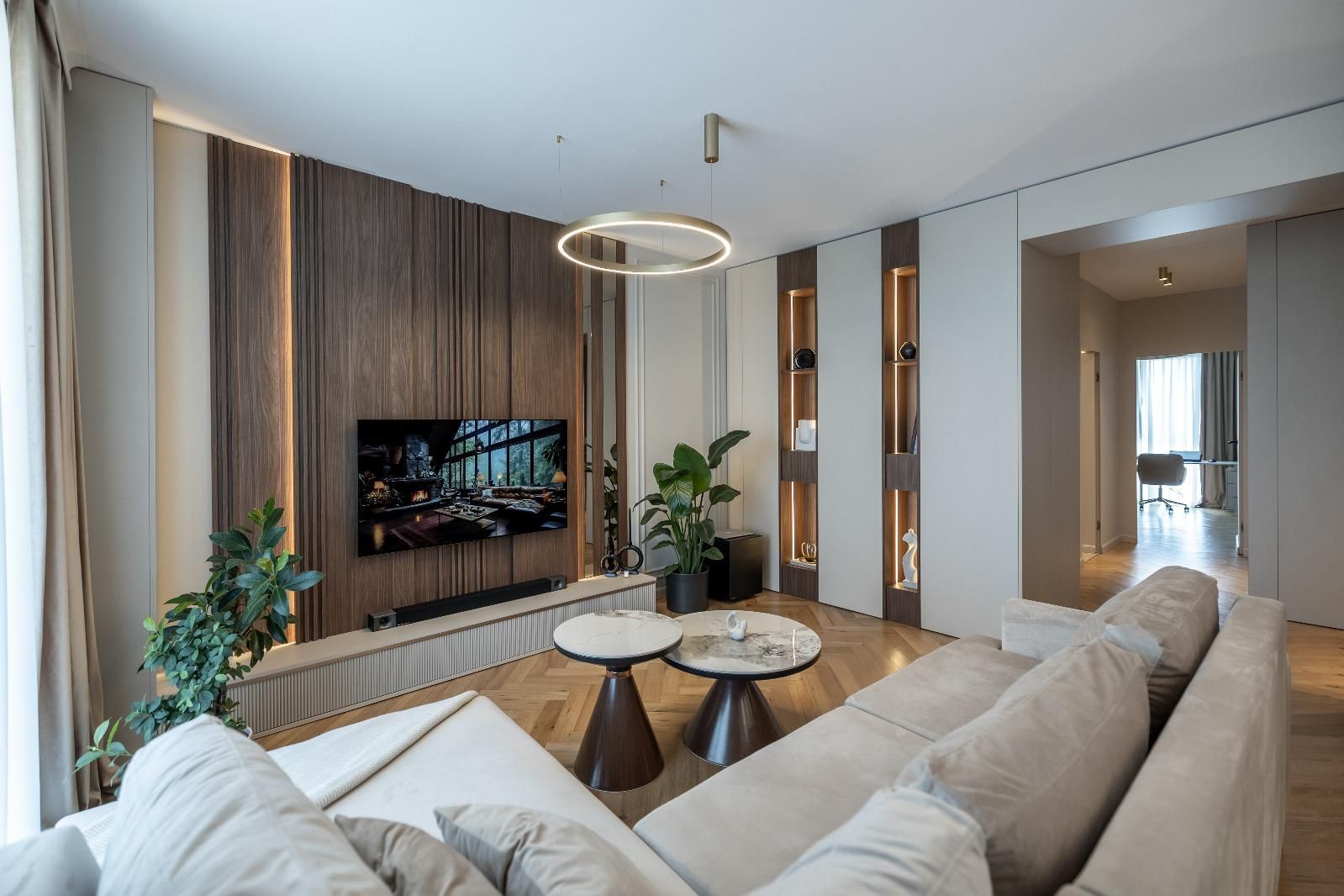 Apartament cu 3 camere finisat premium, parcare subterană - Poză 1