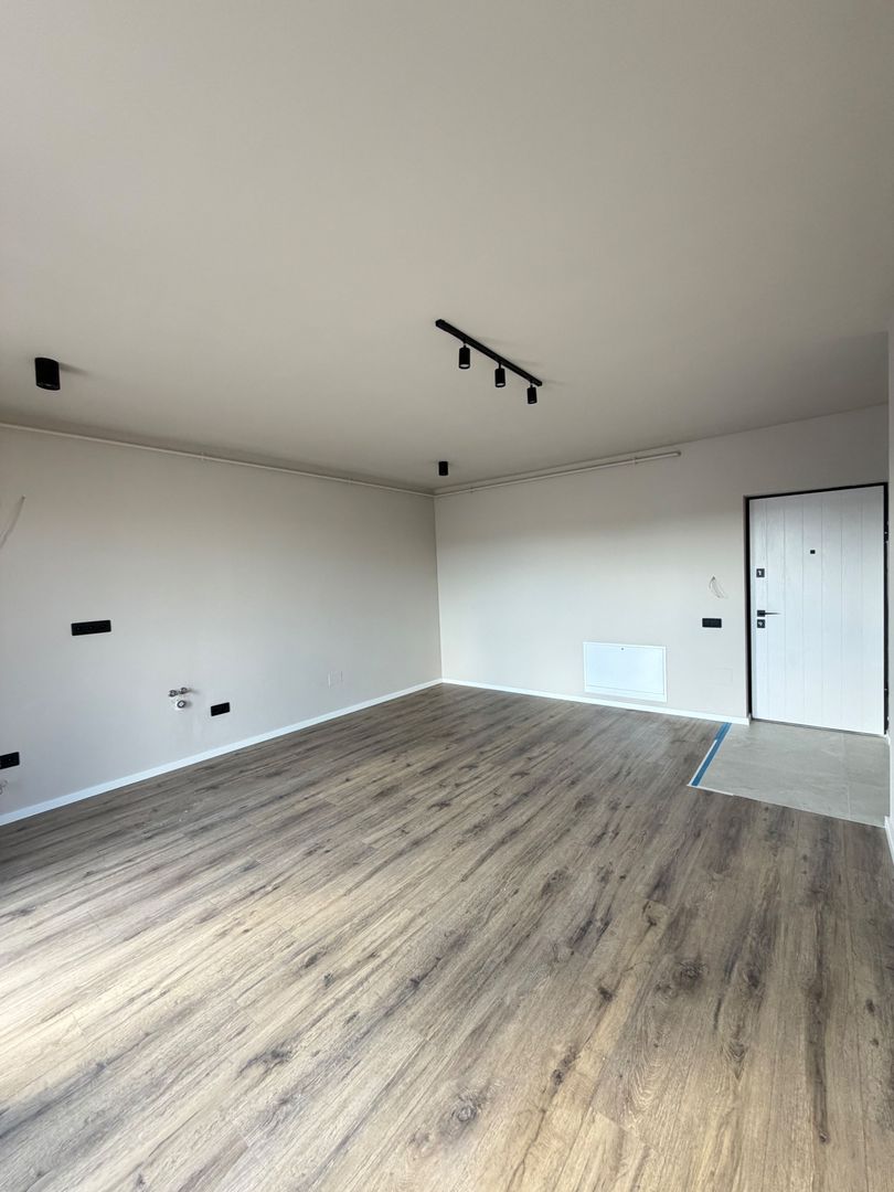 Apartament 2 camere, terasa, etaj intermediar, garaj, Eroilor - Poză 4