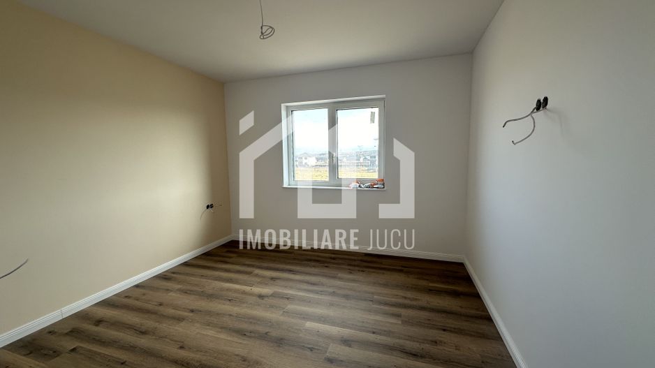 Casă individuală finisată, curte 780 mp – Jucu de Mijloc - Poză 5