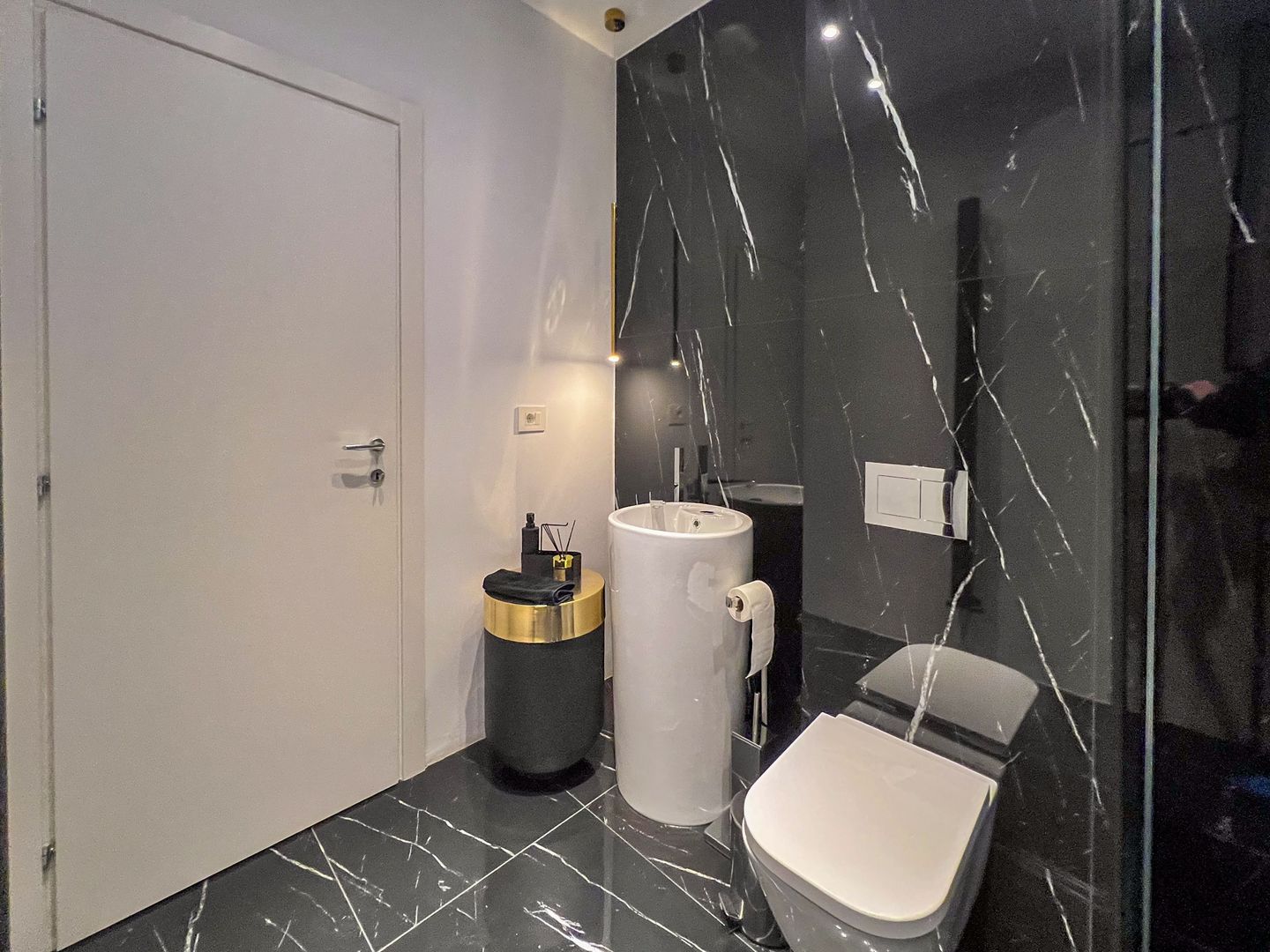 PRIMA INCHIRIERE| Design modern | Parcare - Poză 13