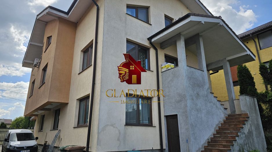 Vila pretabila pentru locuit + afacere,  zona CUG Al Tudor Neculai - Poză 1