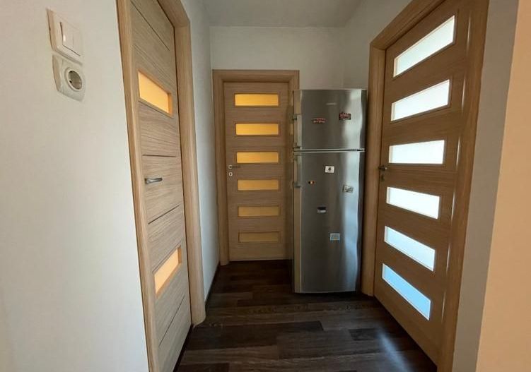 Apartament 2 camere de vânzare  |  Decomandat | Mobilat | Vedere Superbă - Poză 4