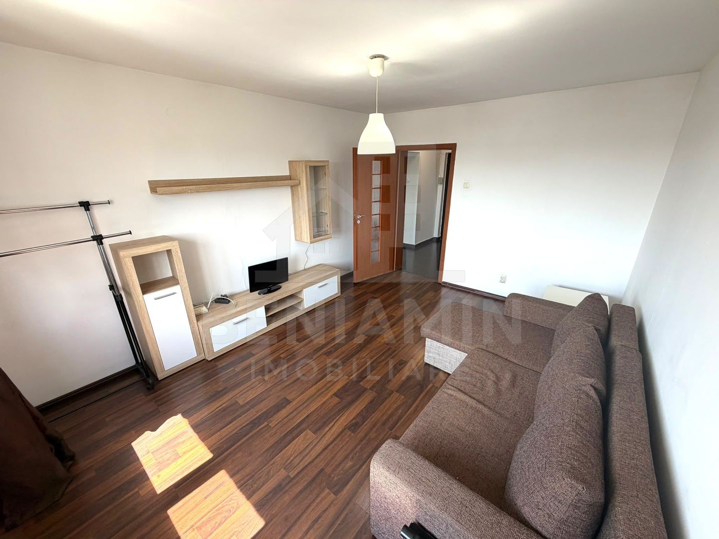 2 camere decomandat - 52m - teava de gaze - Brazda - Rendez Vous - Poză 1