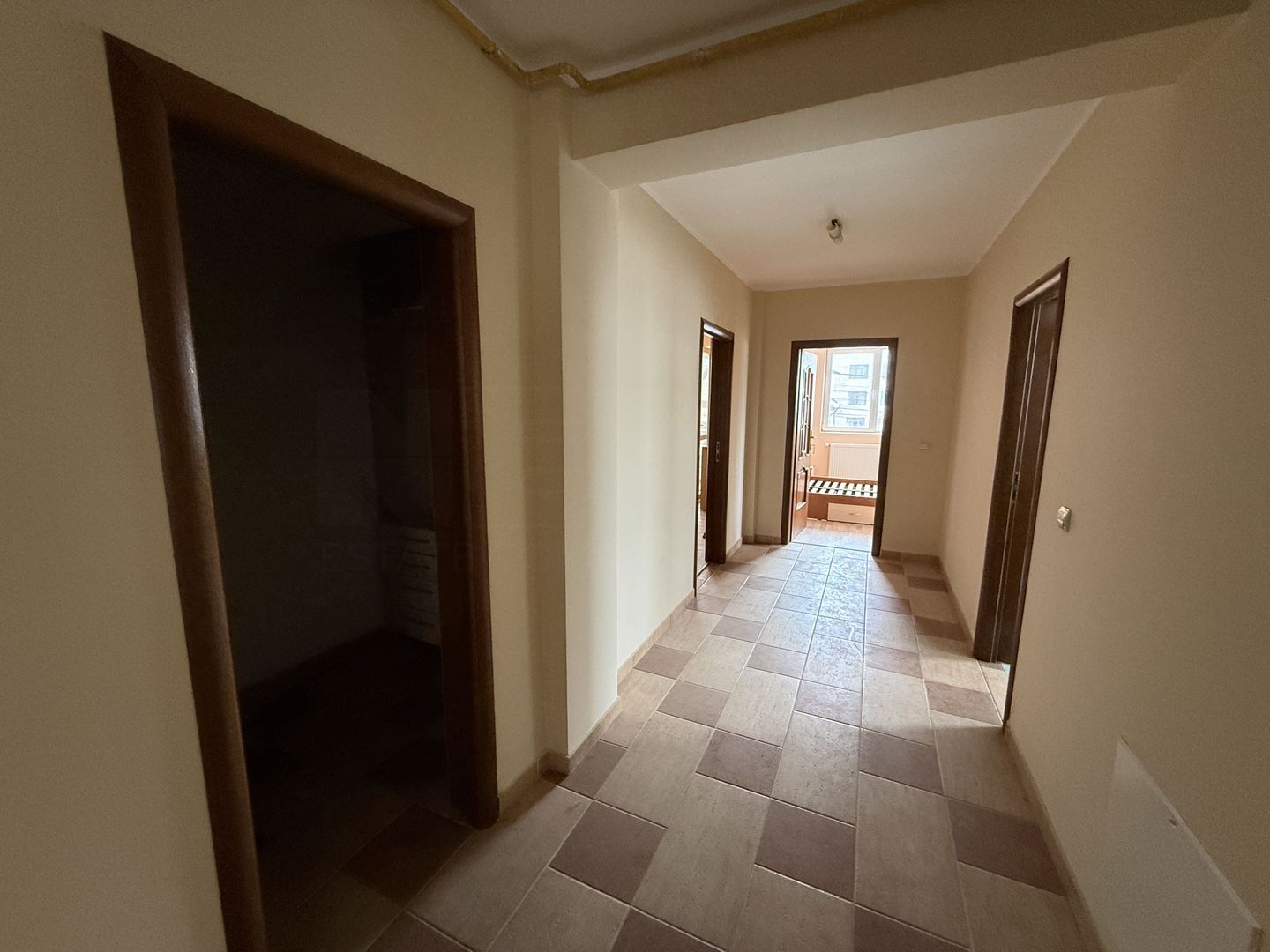 APARTAMENT 3 CAMERE + DRESSING | ETAJ 1 | PARCARE - Poză 8